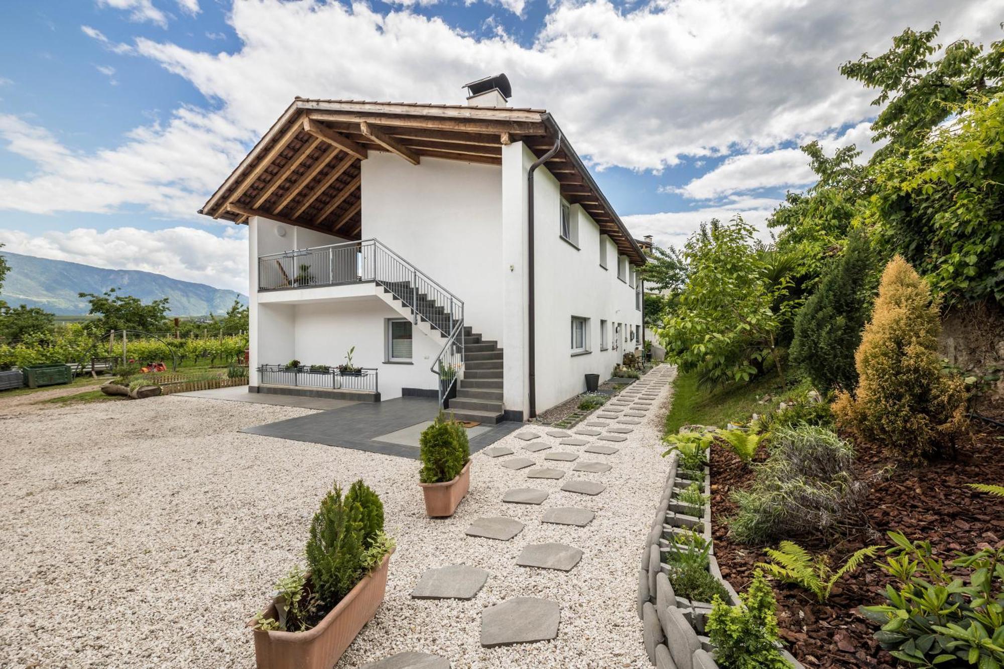Angerblick Apartment Appiano Sulla Strada Del Vino Esterno foto