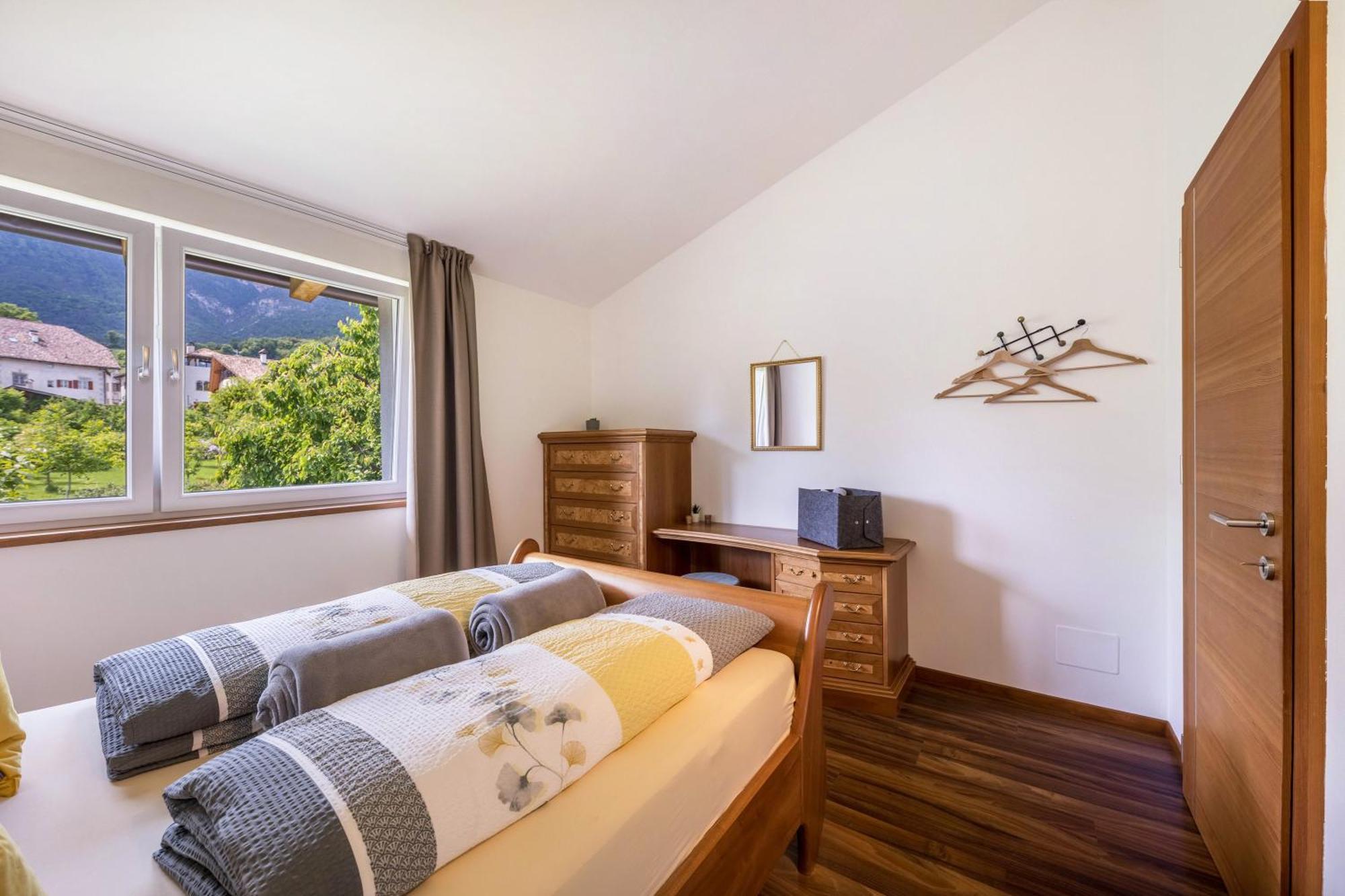 Angerblick Apartment Appiano Sulla Strada Del Vino Esterno foto